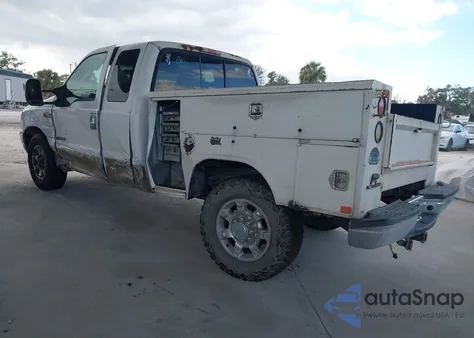 2004 Ford F-250 Lariat/Xl/Xlt z USA, uszkodzony, nr VIN 1FTNX20PX4EA95931